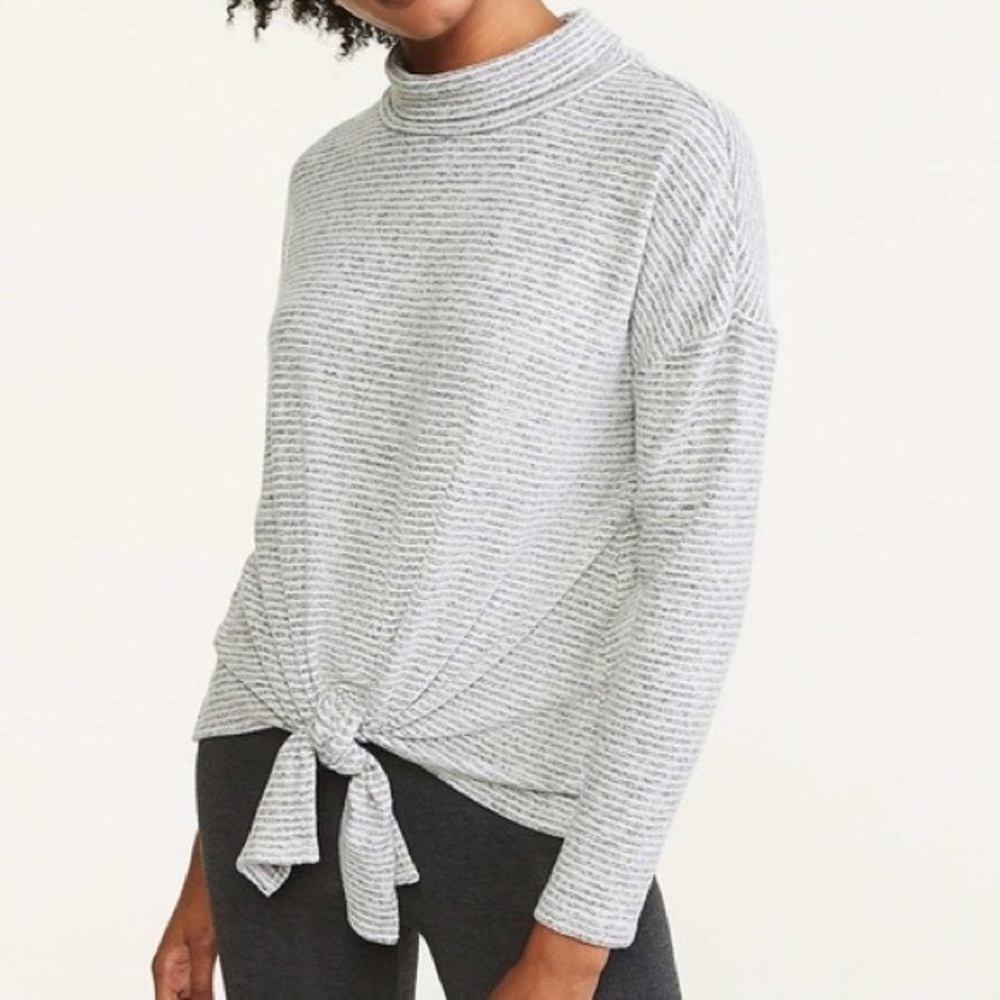 Lou & Grey for Loft ultra soft front tie top
